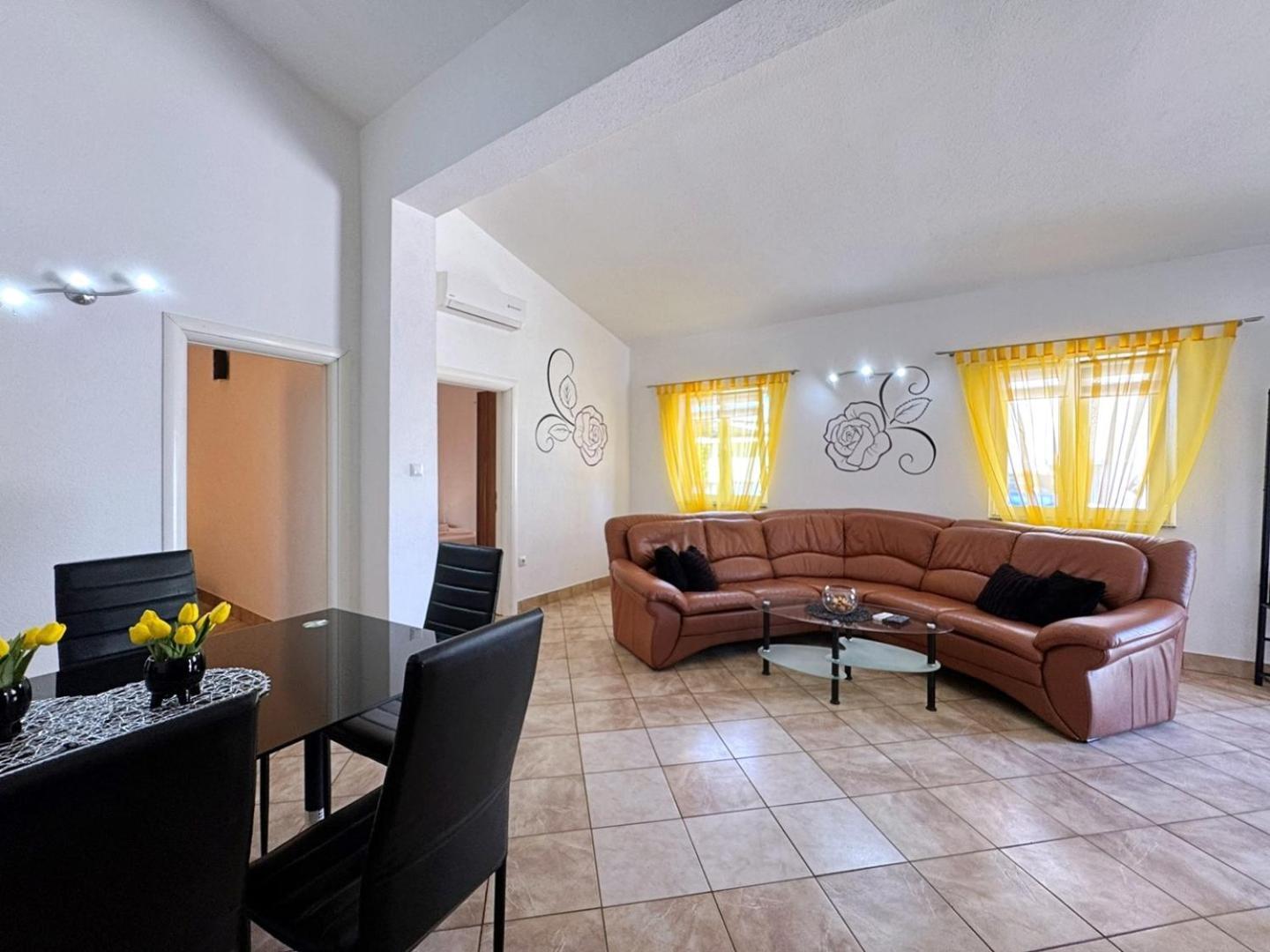 Top Apartments Šilo Extérieur photo